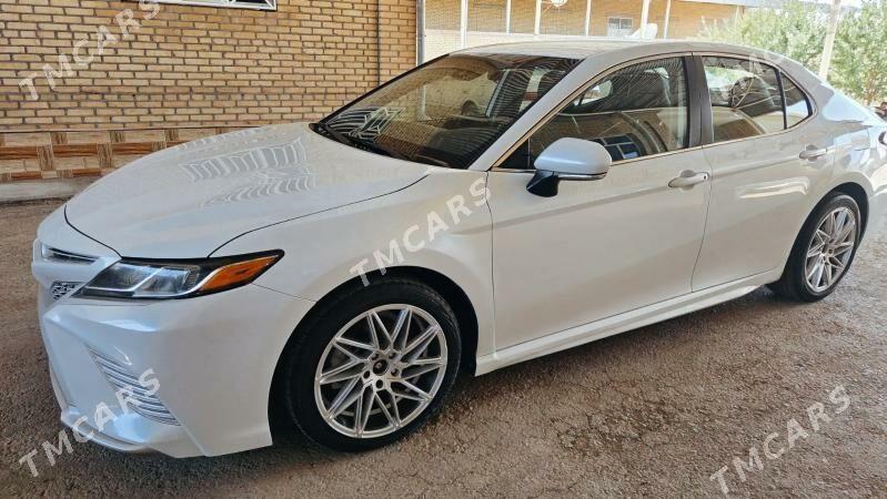 Toyota Camry 2020 - 290 000 TMT - Байрамали - img 4