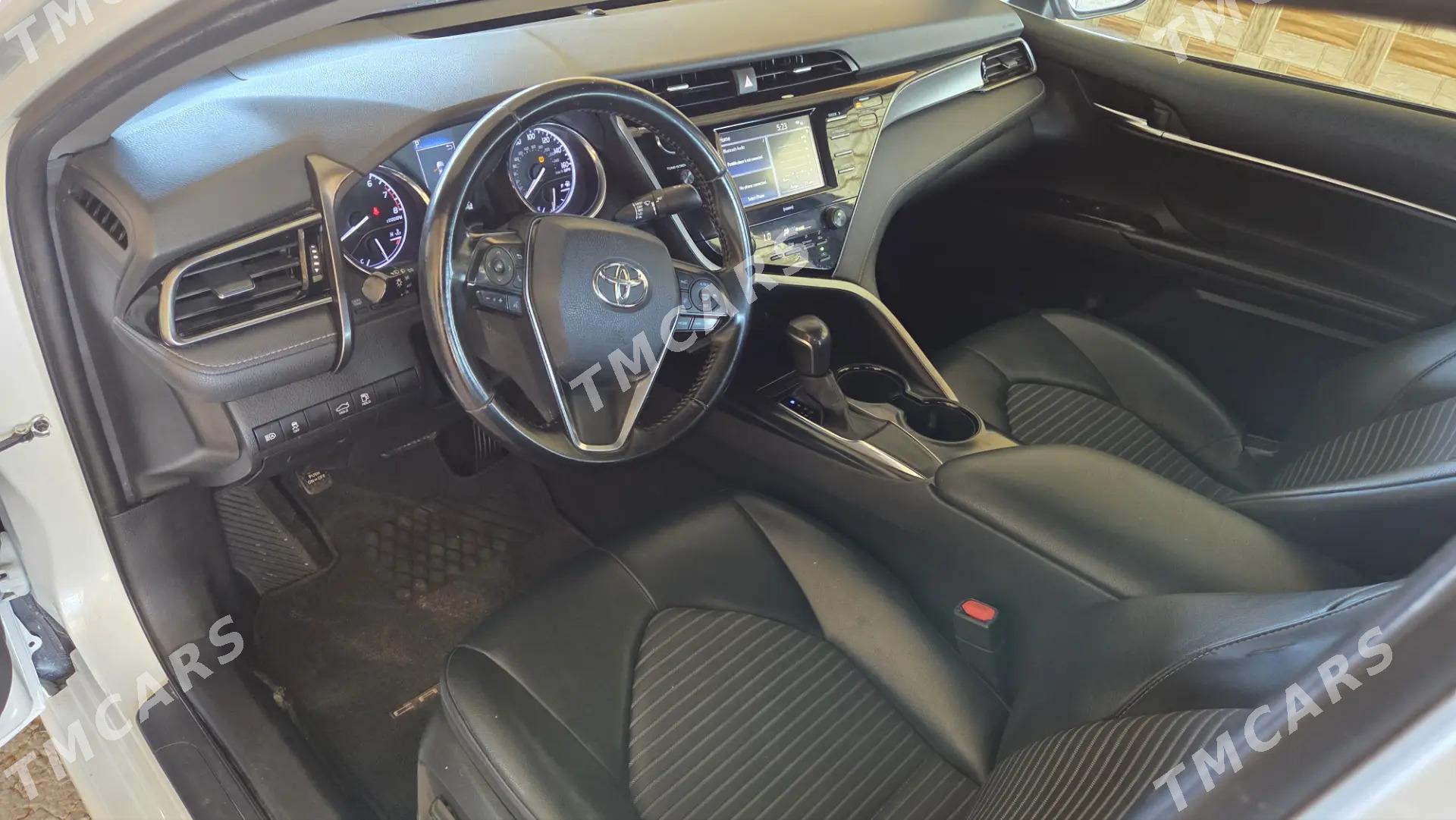 Toyota Camry 2020 - 290 000 TMT - Байрамали - img 3
