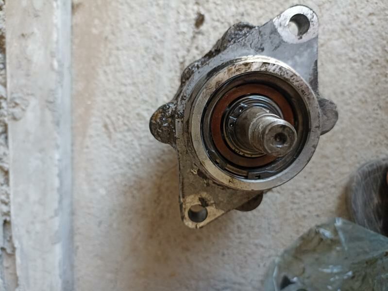 enşe rulawoý 2 000 TMT - Теджен - img 1