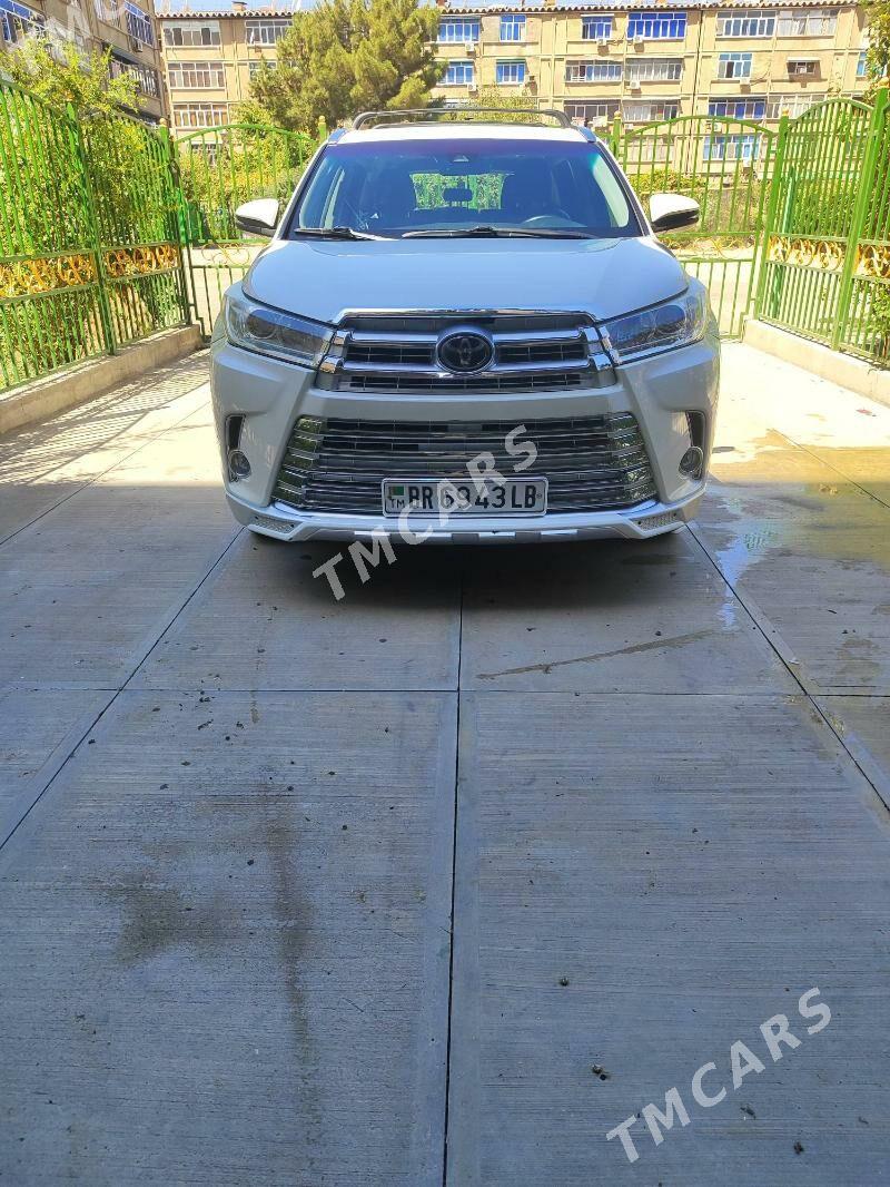 Toyota Highlander 2017 - 500 000 TMT - Туркменабат - img 6