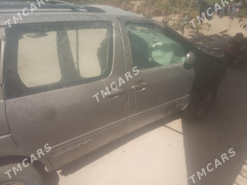 Toyota Sienna 1999 - 70 000 TMT - Мургап - img 4