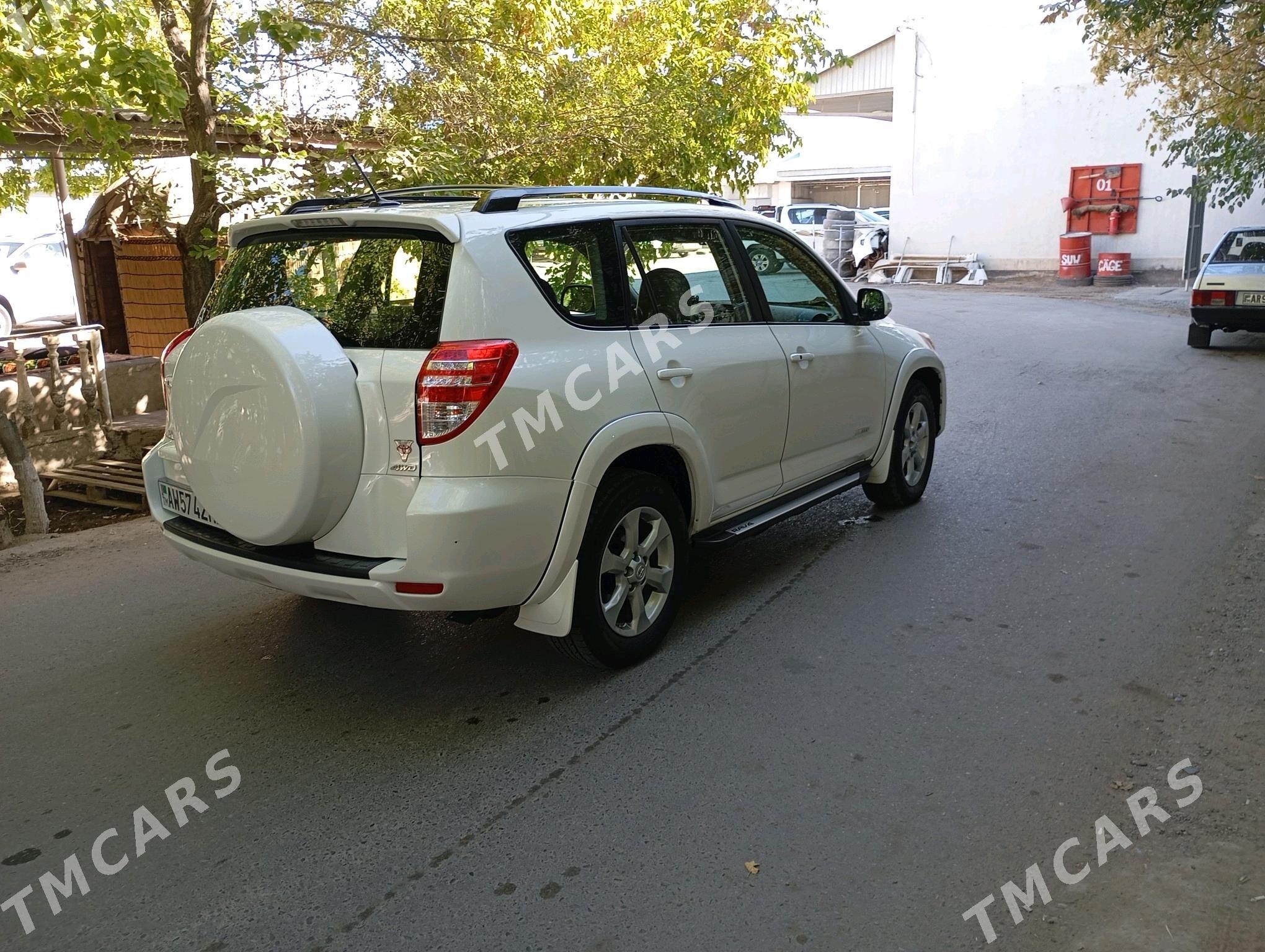 Toyota RAV4 2011 - 215 000 TMT - Мары - img 7