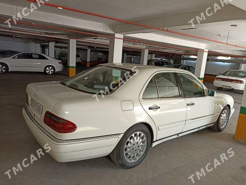 Mercedes-Benz E320 1999 - 100 000 TMT - Гарадамак - img 5