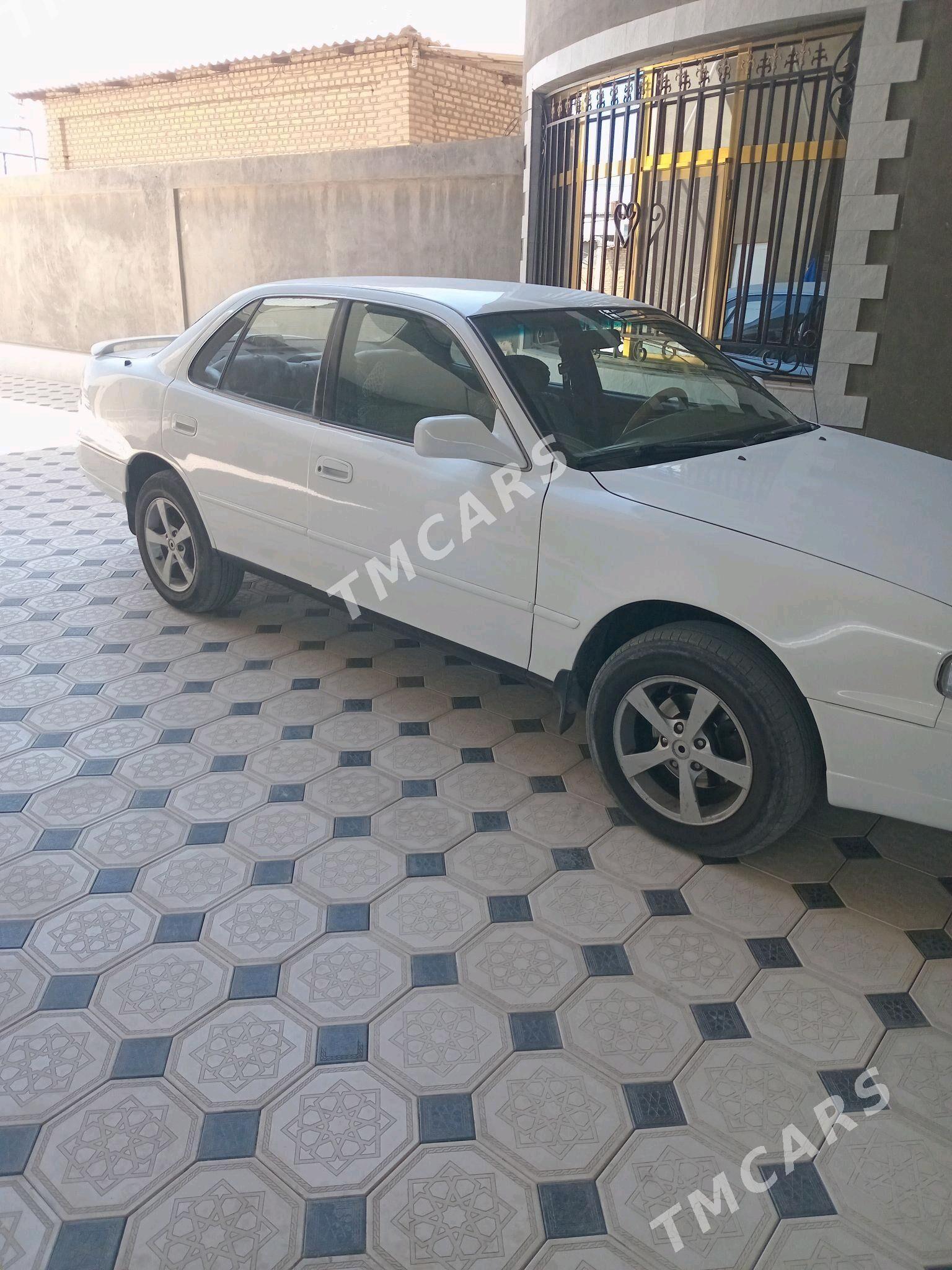 Toyota Camry 1996 - 90 000 TMT - Мары - img 2