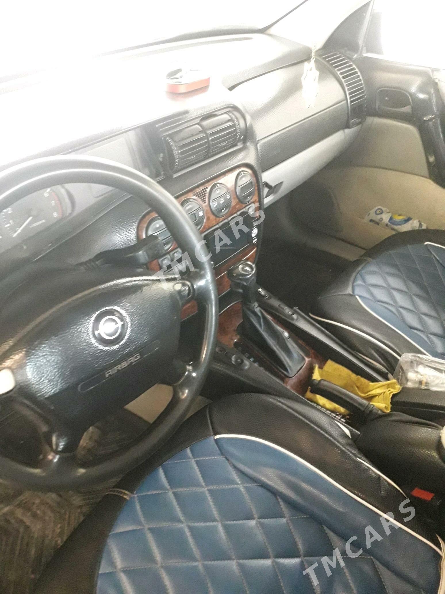 Opel Omega 1998 - 35 000 TMT - Mary - img 3