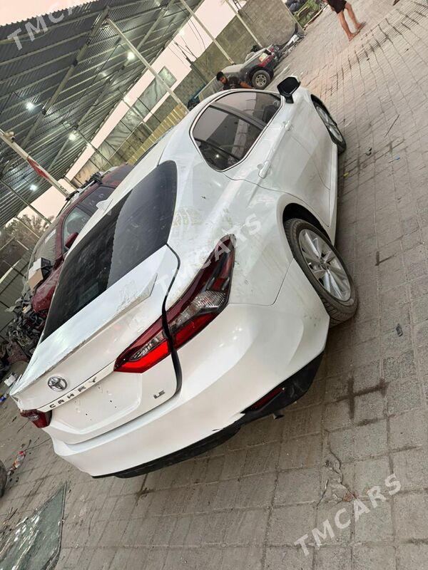 Toyota Camry 2022 - 290 000 TMT - Aşgabat - img 9