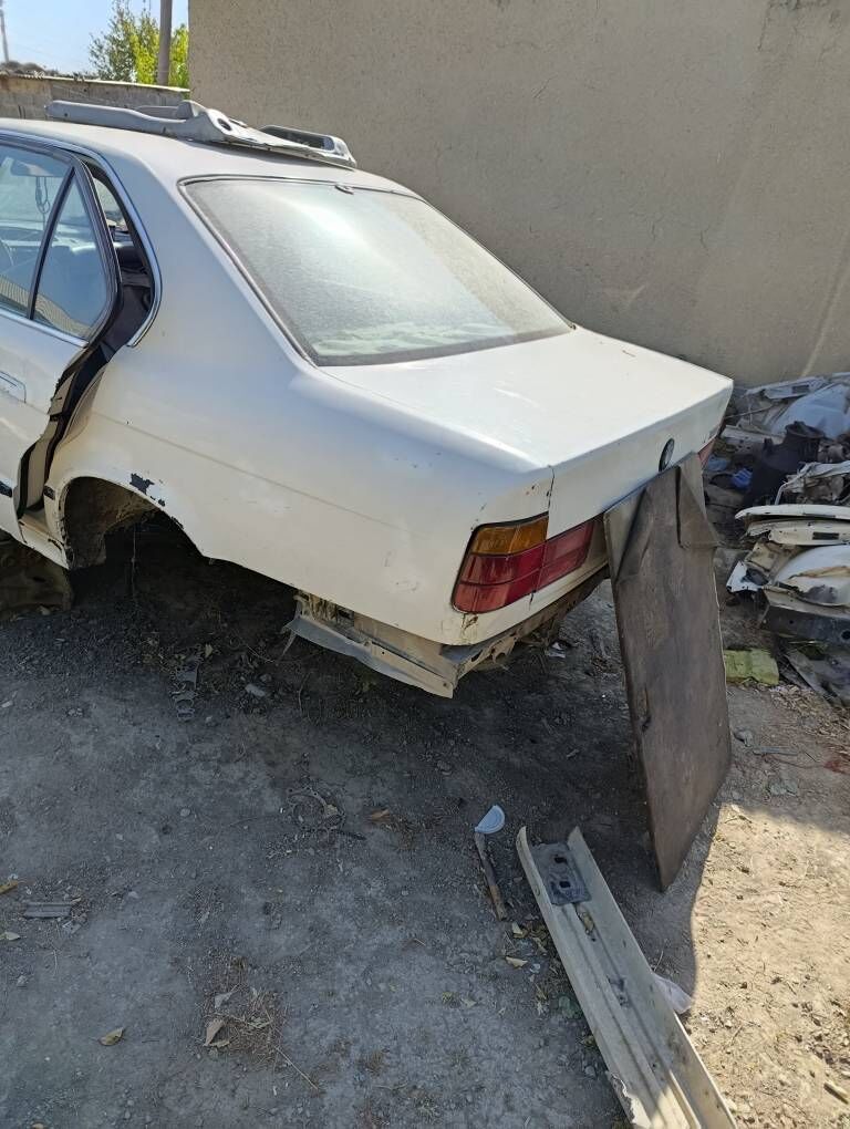 zapjasedilli bmw 10 000 TMT - Бахарден - img 3