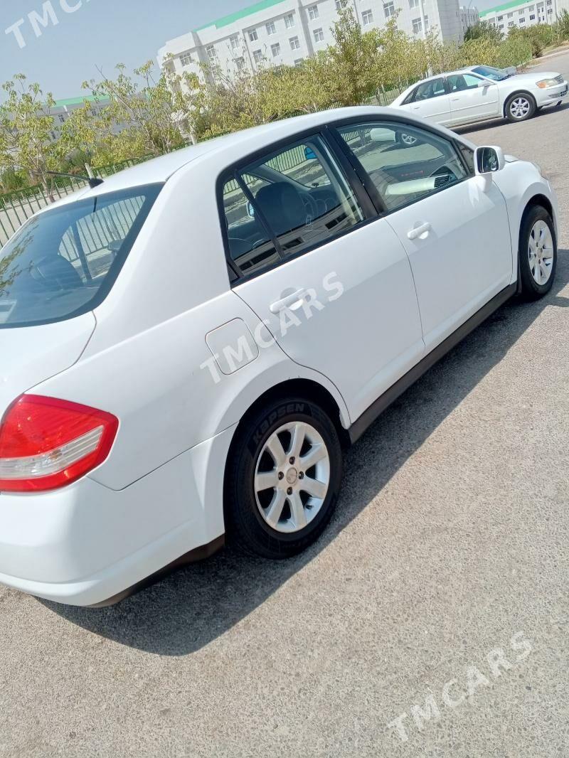 Nissan Versa 2010 - 132 000 TMT - Gurtly - img 2