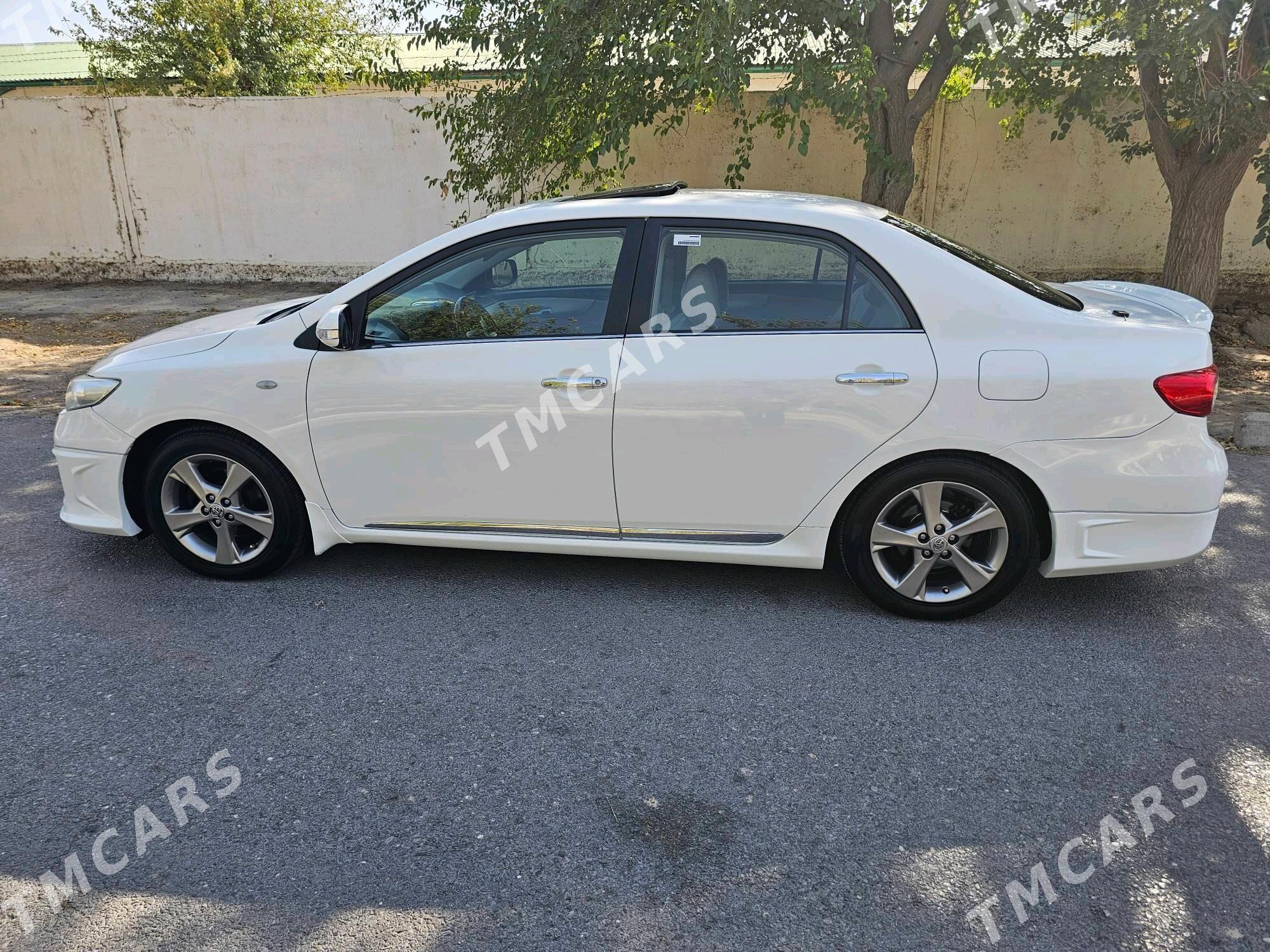 Toyota Corolla 2013 - 225 000 TMT - Ашхабад - img 9