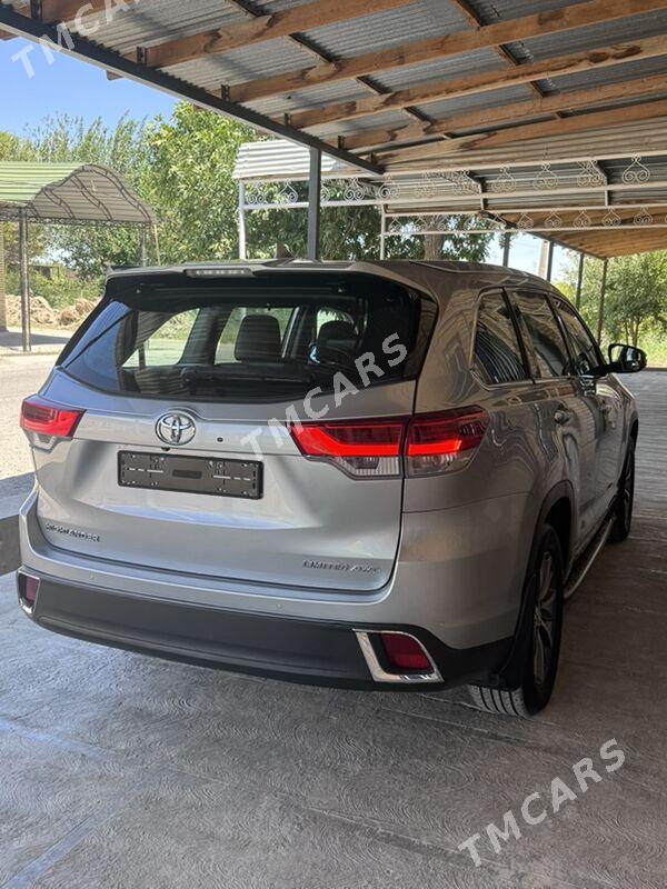 Toyota Highlander 2019 - 460 000 TMT - Туркменабат - img 6