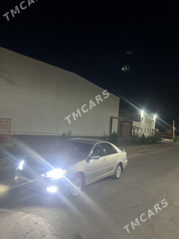 Toyota Camry 2005 - 175 000 TMT - Дашогуз - img 2