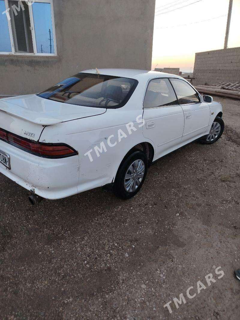 Toyota Mark II 1994 - 40 000 TMT - Хазар - img 3