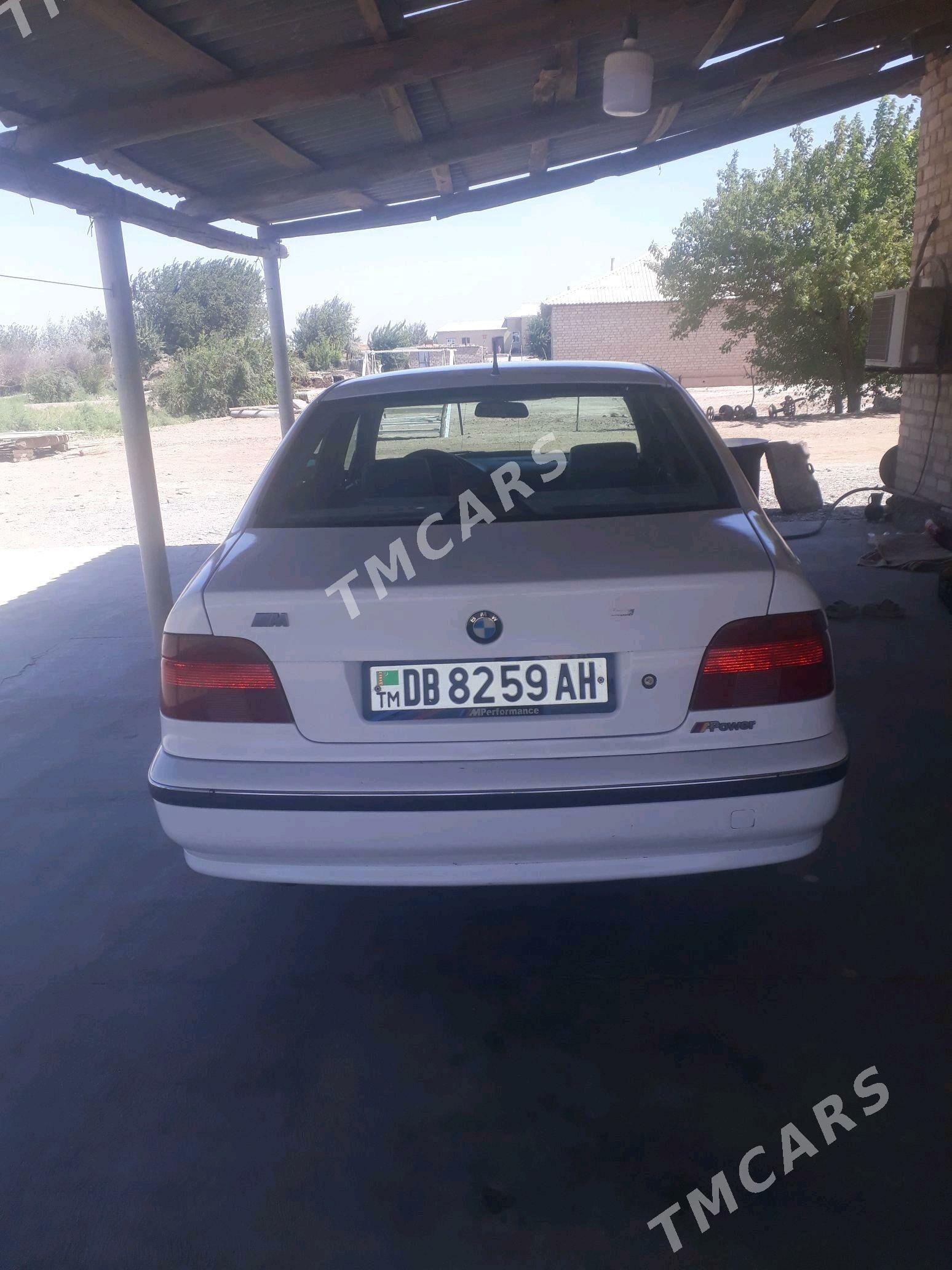 BMW 528 1996 - 80 000 TMT - Sarahs - img 4