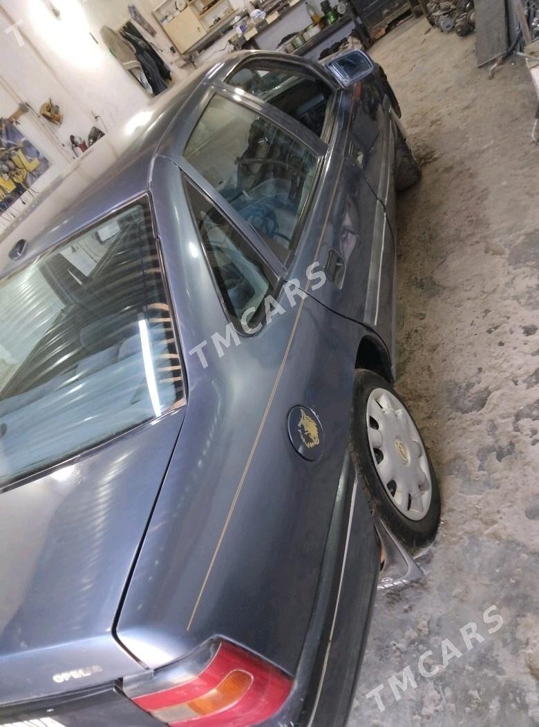 Opel Vectra 1989 - 25 000 TMT - Daşoguz - img 4