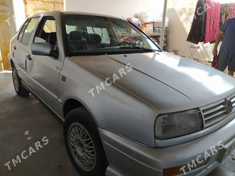 Volkswagen Passat 1992 - 25 000 TMT - Туркменабат - img 4