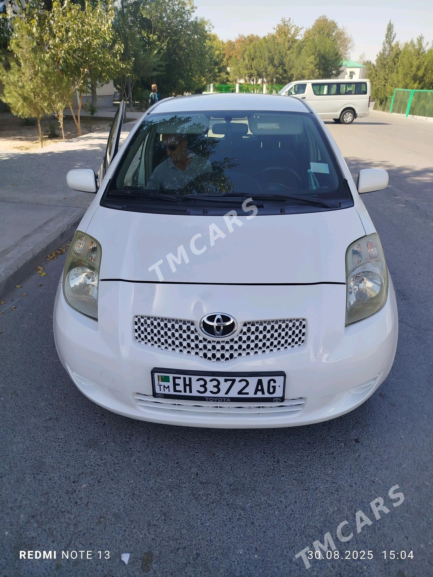 Toyota Yaris 2006 - 145 000 TMT - 4 мкр - img 2