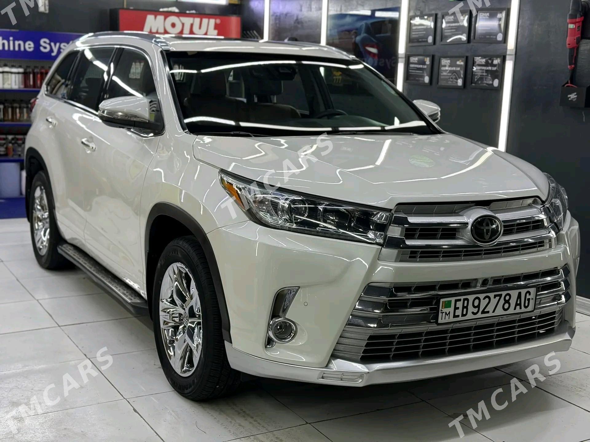 Toyota Highlander 2018 - 410 000 TMT - Ашхабад - img 3