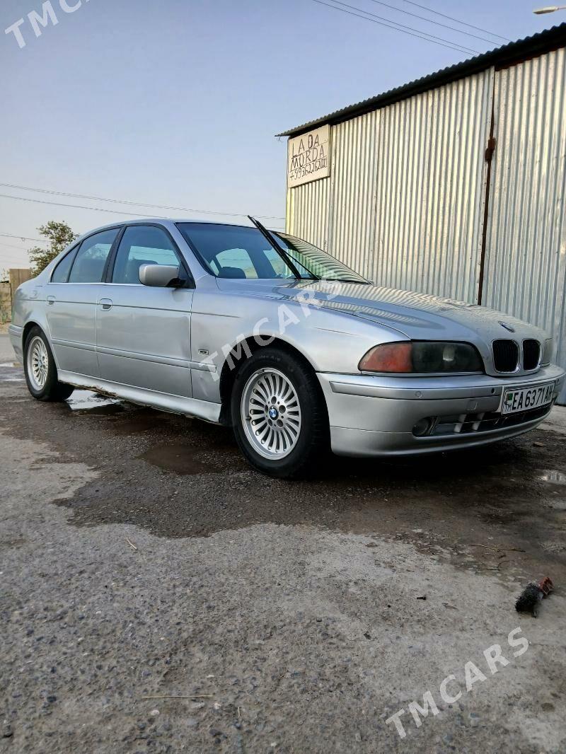 BMW E39 1998 - 75 000 TMT - Bäherden - img 2