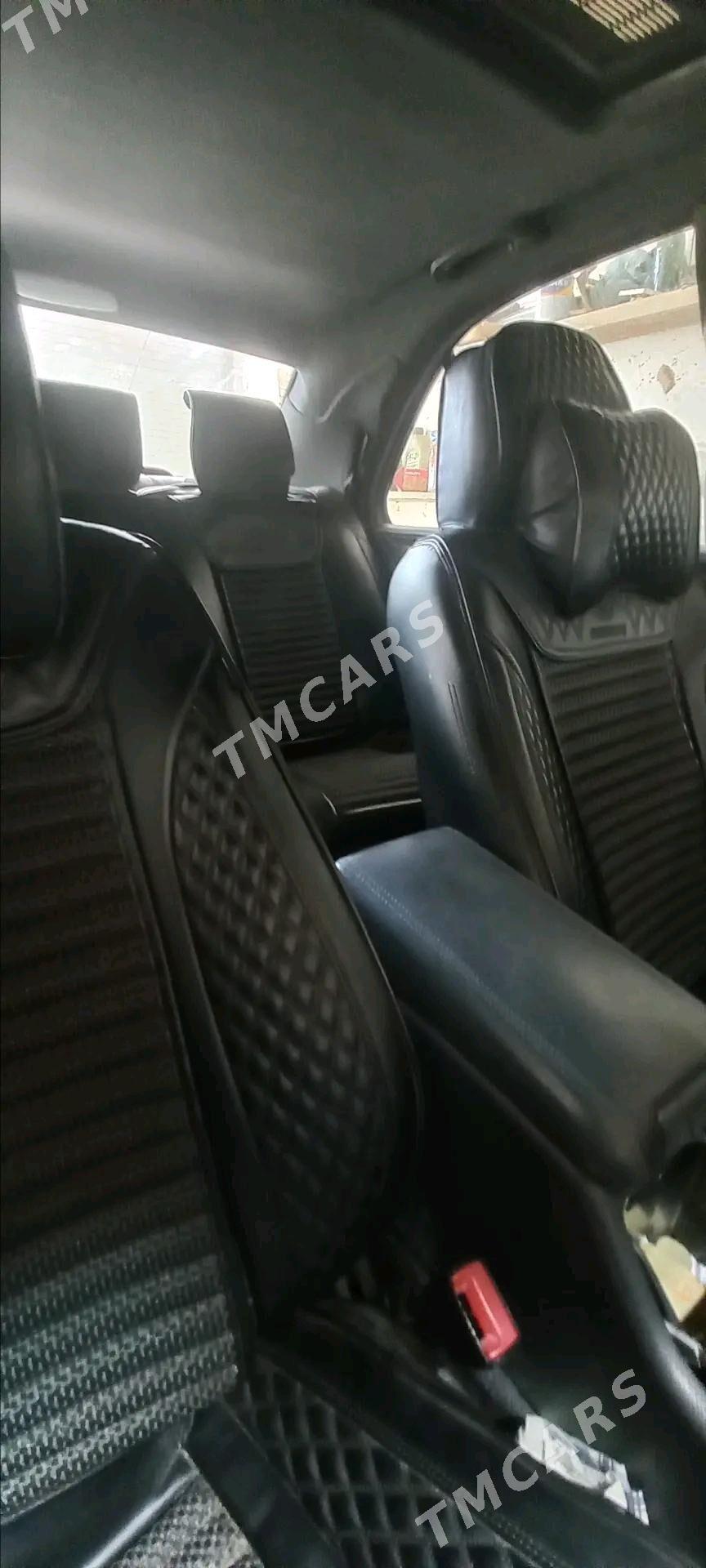 Mercedes-Benz E320 2000 - 110 000 TMT - Дашогуз - img 4