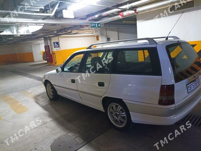 Opel Astra 1993 - 55 000 TMT - Parahat 1 - img 4