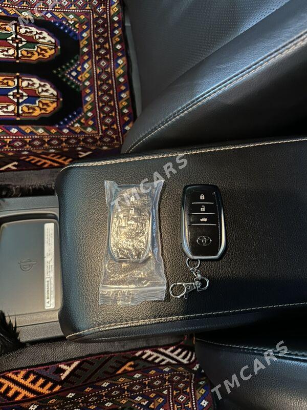 Toyota Camry 2017 - 487 000 TMT - Aşgabat - img 9