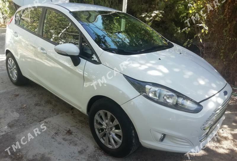 Ford Fiesta 2019 - 125 000 TMT - Aşgabat - img 2