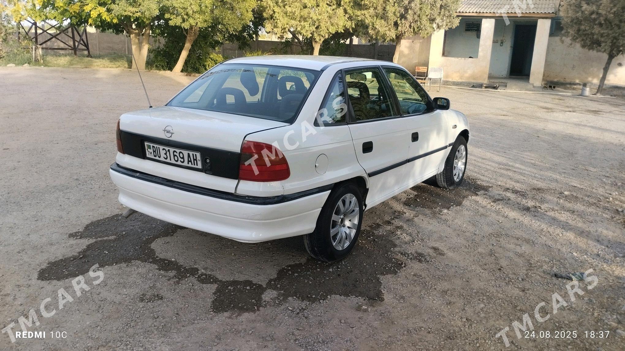 Opel Astra 1995 - 40 000 TMT - Кака - img 3