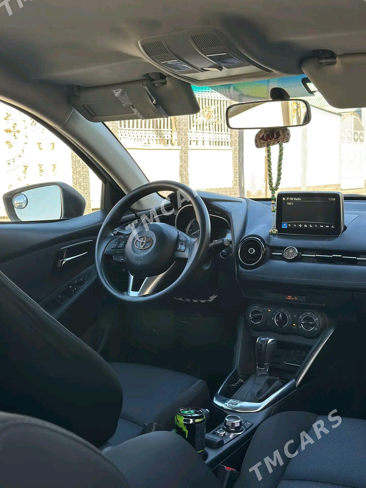 Toyota Yaris iA 2017 - 156 000 TMT - Кипджак - img 3