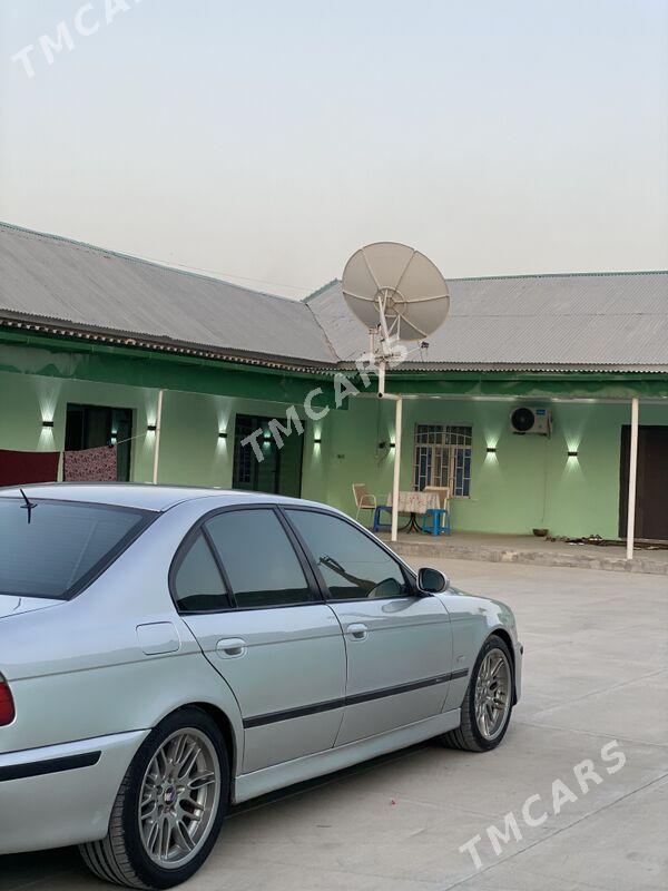 BMW 540 2002 - 106 000 TMT - Кака - img 6