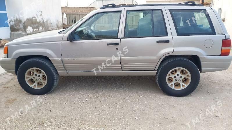 Jeep Grand Cherokee L 2000 - 85 000 TMT - Гумдаг - img 4