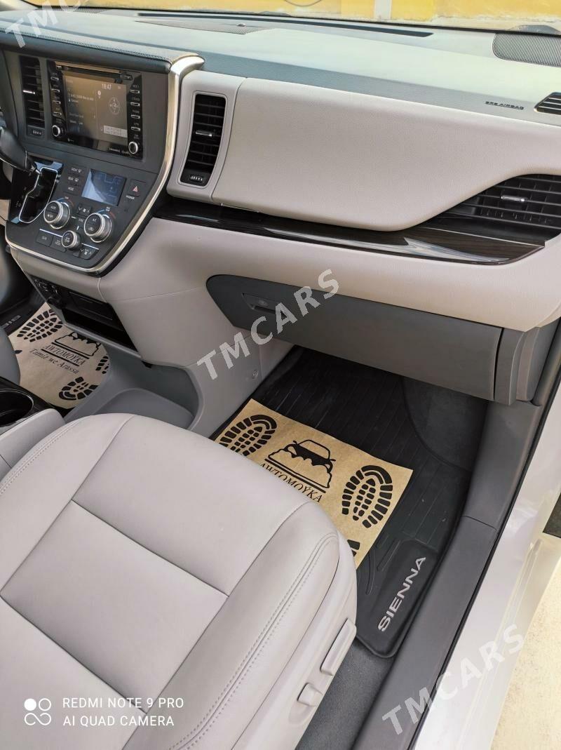 Toyota Sienna 2019 - 420 000 TMT - Мир 2 - img 6