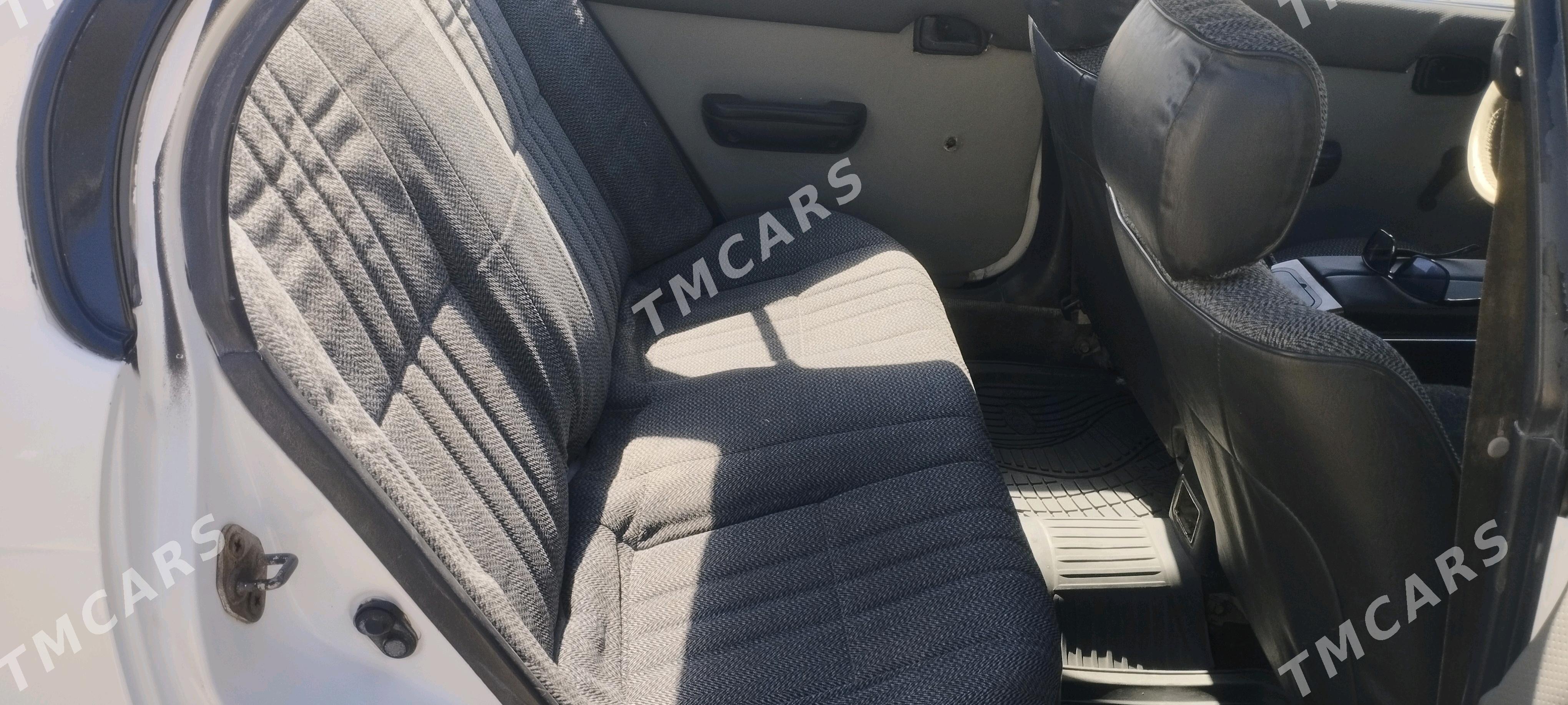 Toyota Corolla 1994 - 56 000 TMT - Ёлётен - img 9