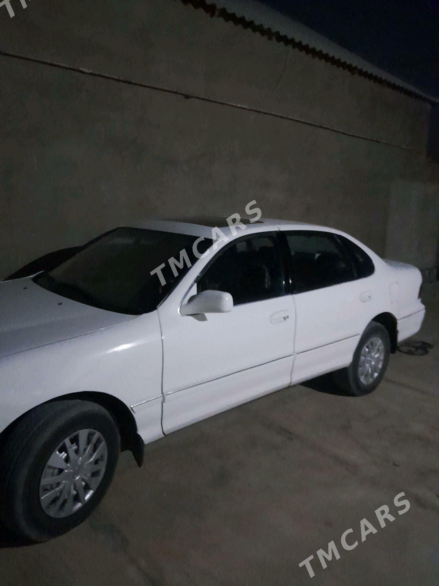Toyota Avalon 1999 - 120 000 TMT - Тагтабазар - img 4