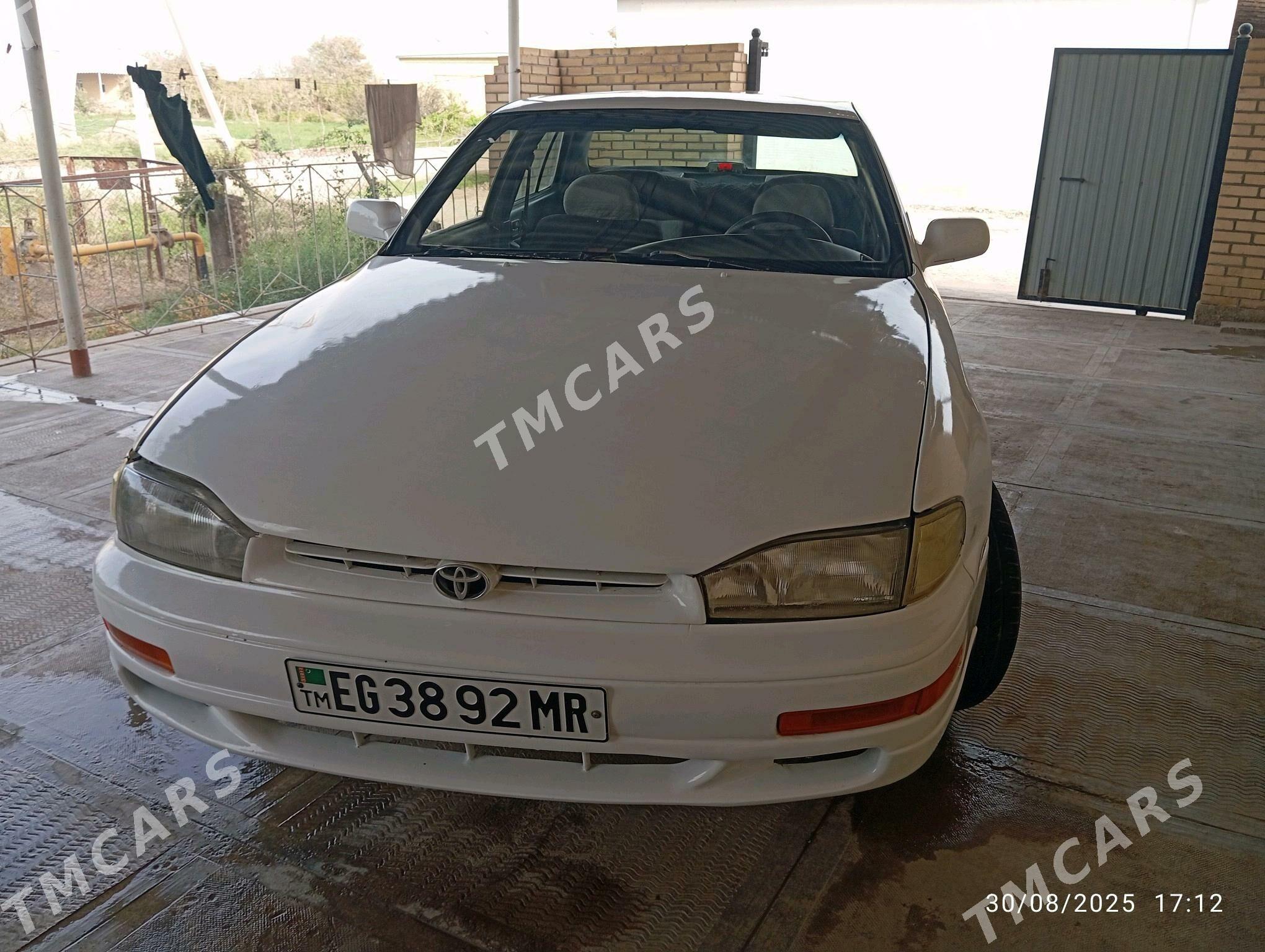 Toyota Camry 1995 - 75 000 TMT - Sakarçäge - img 3