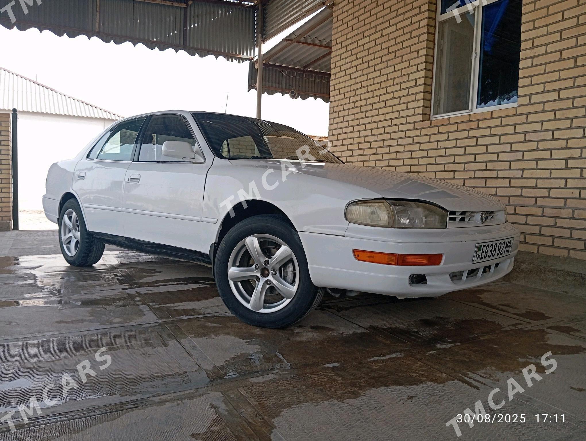 Toyota Camry 1995 - 75 000 TMT - Sakarçäge - img 8