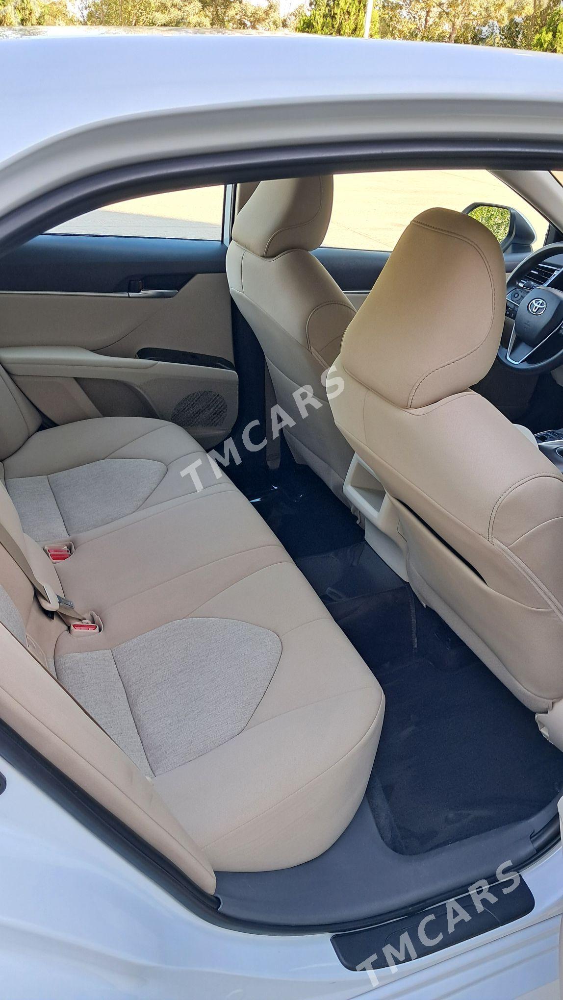 Toyota Camry 2022 - 330 000 TMT - Aşgabat - img 4