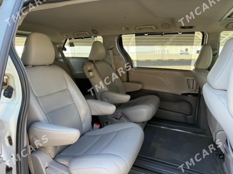 Toyota Sienna 2017 - 365 000 TMT - Ашхабад - img 6