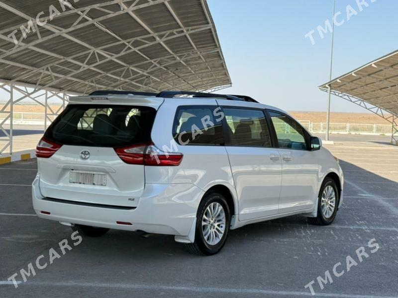 Toyota Sienna 2017 - 365 000 TMT - Ашхабад - img 4