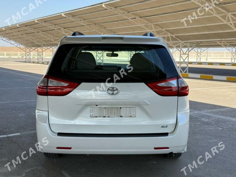 Toyota Sienna 2017 - 365 000 TMT - Ашхабад - img 7