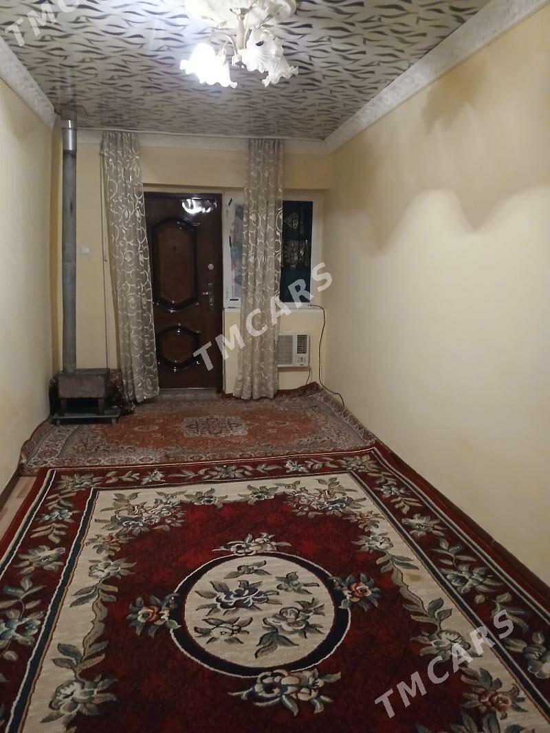 Graždan Sors - Хитровка - img 3