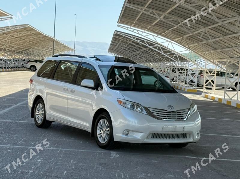 Toyota Sienna 2017 - 365 000 TMT - Ашхабад - img 2