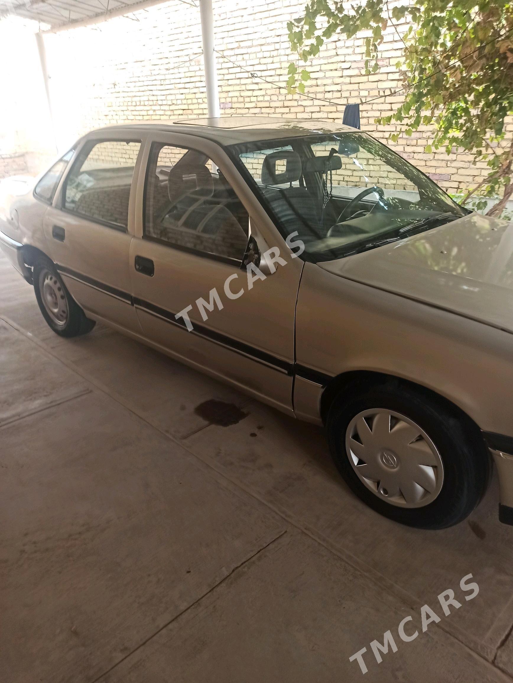 Opel Vectra 1991 - 30 000 TMT - Hojambaz - img 5