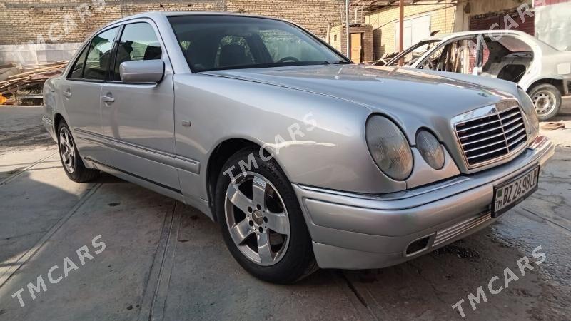 Mercedes-Benz E320 2000 - 85 000 TMT - Türkmenabat - img 5