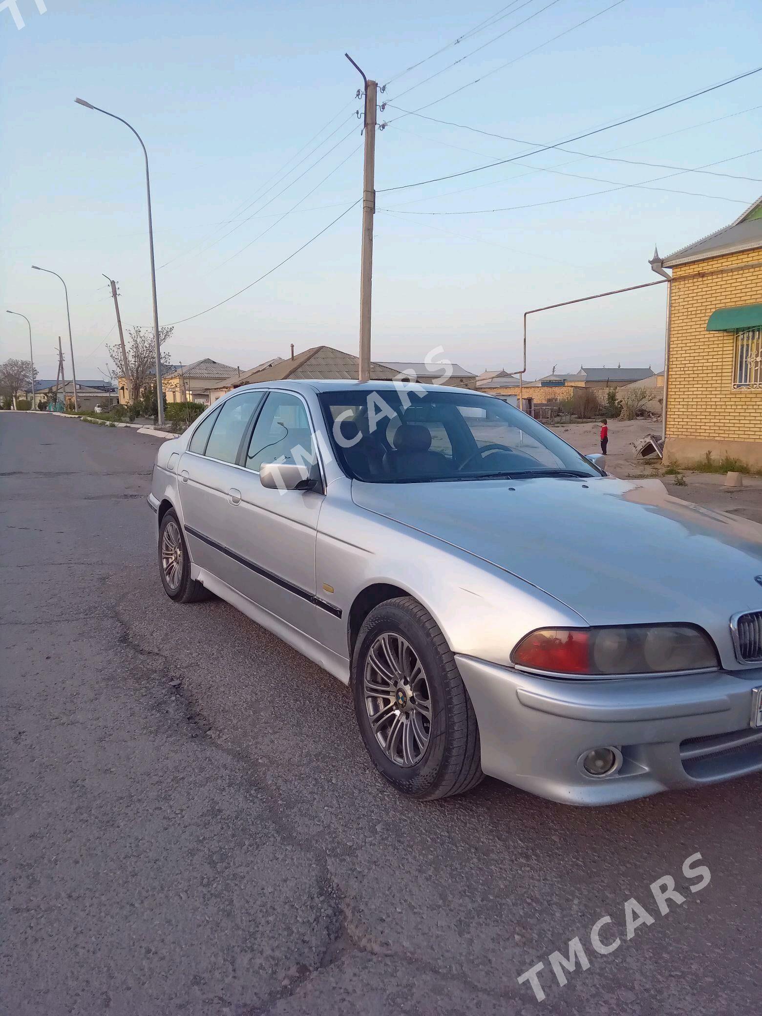 BMW 535 1998 - 50 000 TMT - Серахс - img 4