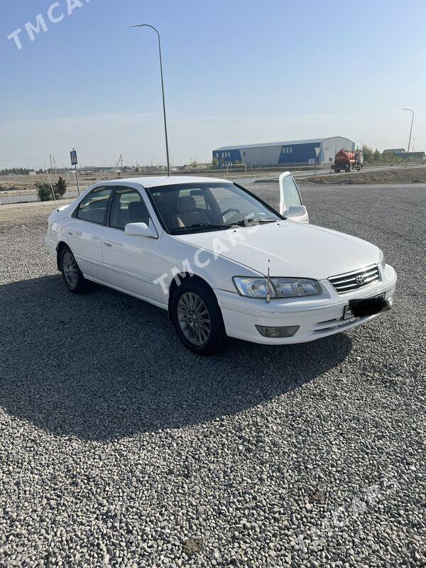 Toyota Camry 1999 - 120 000 TMT - Берекет - img 3