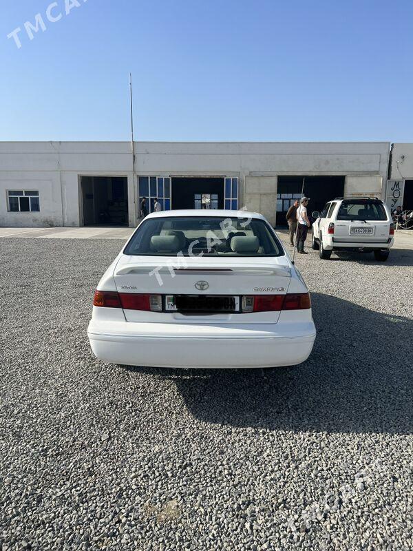 Toyota Camry 1999 - 120 000 TMT - Берекет - img 2