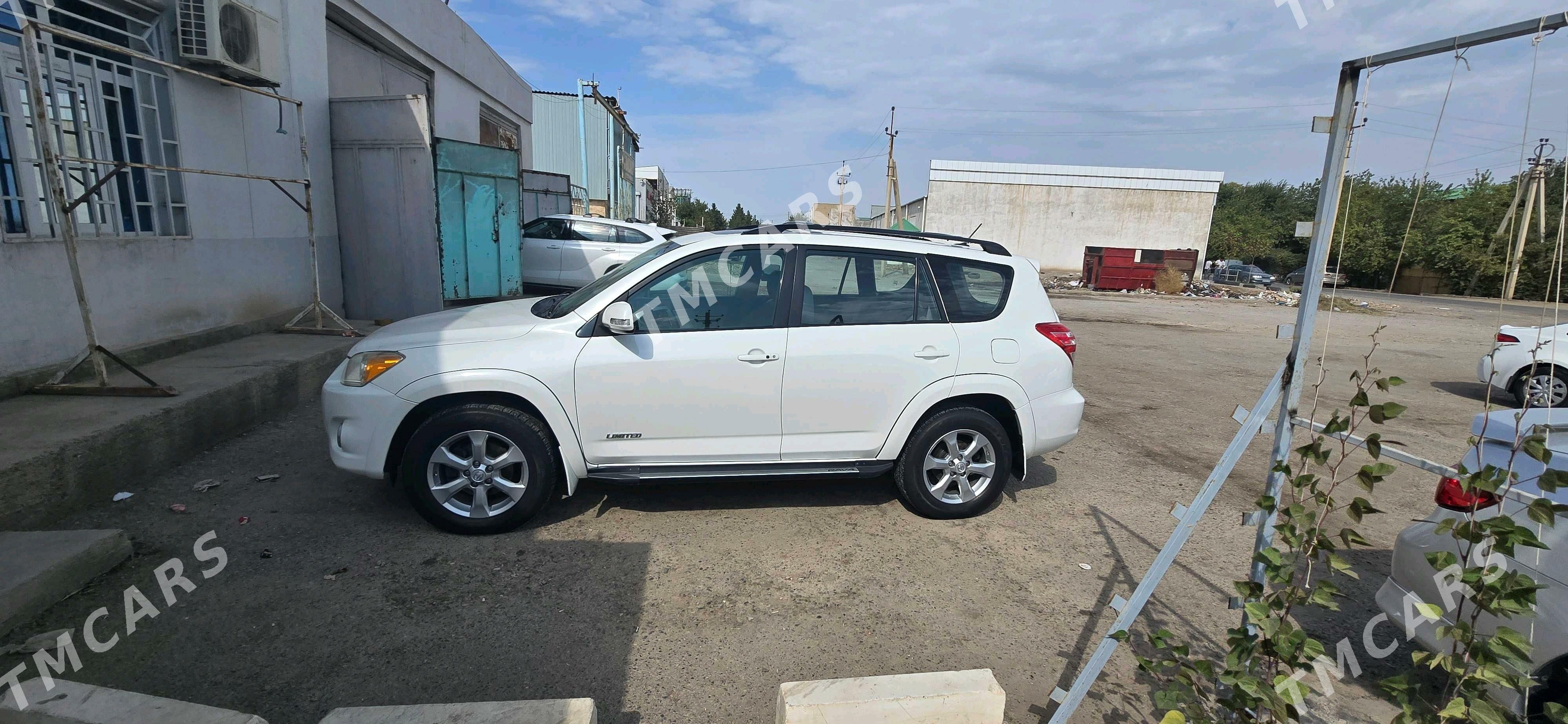 Toyota RAV4 2010 - 210 000 TMT - Мары - img 4
