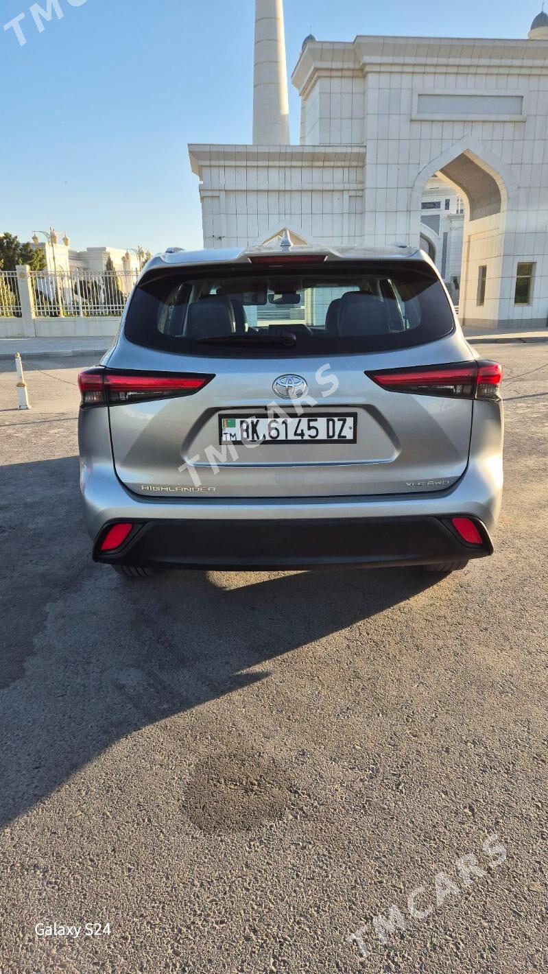 Toyota Highlander 2022 - 510 000 TMT - Дашогуз - img 4
