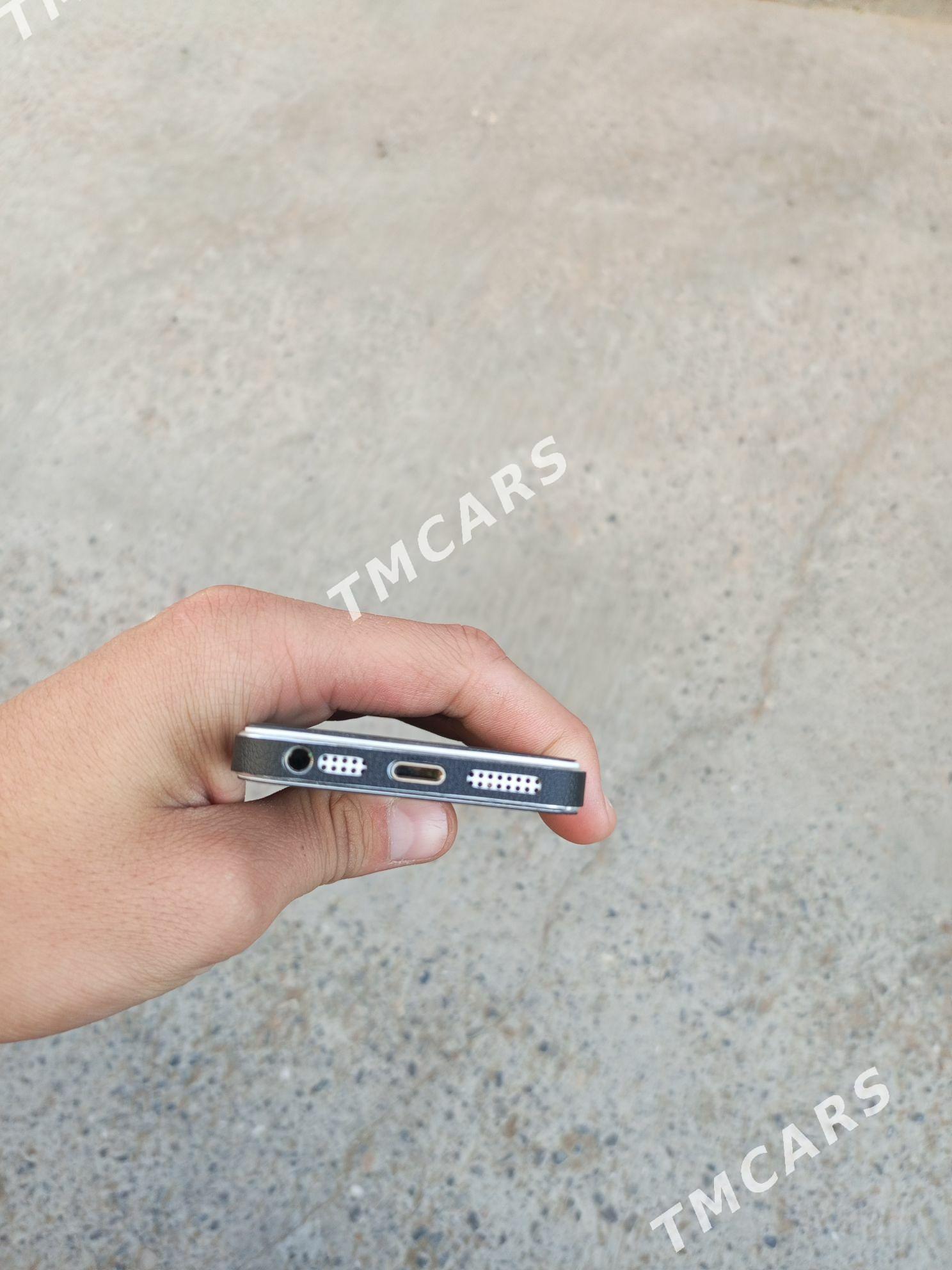 iPhone 5S - Ашхабад - img 3