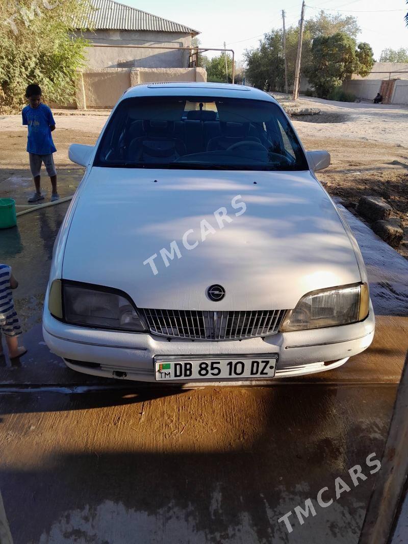 Opel Omega 1990 - 25 000 TMT - Boldumsaz - img 3